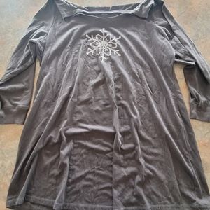 Nightshirt with crystal snowflake
